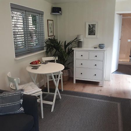 Tranquil Wood Cabin Set In A Beautiful Orchard Villa Penzance Esterno foto